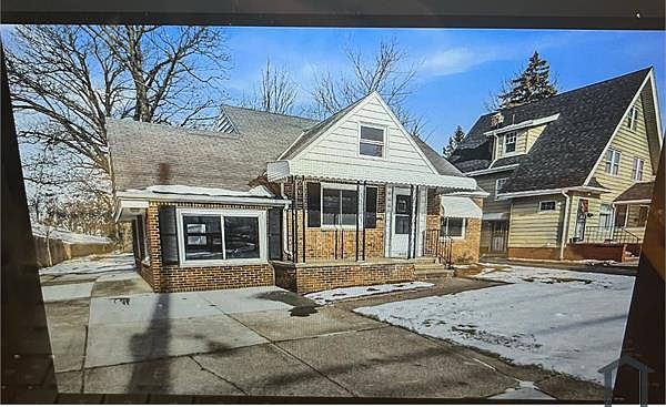 1st image of 27681 Lake Shore Blvd