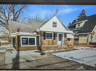 27681 Lake Shore Blvd, Euclid, OH 44132
