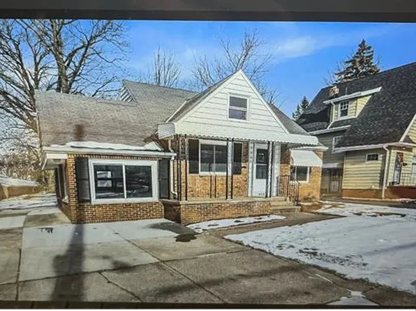 27681 Lake Shore Blvd, Euclid, OH 44132
