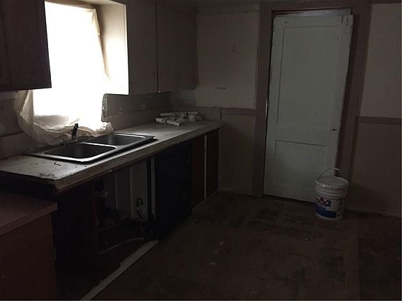 4th image of 1424 S Mekusukey Ave