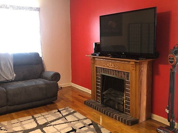 5th image of 404 Sunnyvale Ln