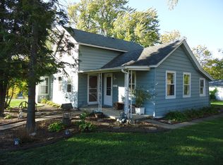 720 Cambridge Rd, Kewanee, IL 61443