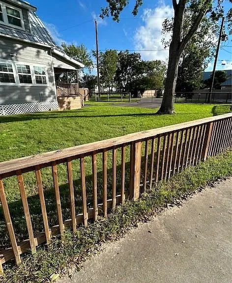 3020 Calhoun St — Photo 13