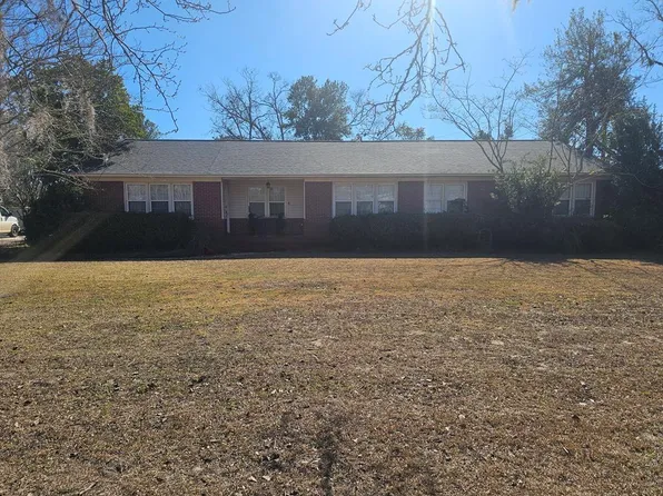 121 W Thigpen Ave, Lakeland, GA 31635