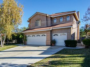30464 Vineyard Ln, Castaic, CA 91384