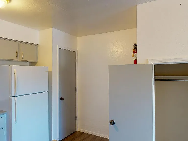 620 Morris St NE — Photo 27