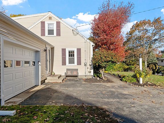 4th image of 5 Mace Road