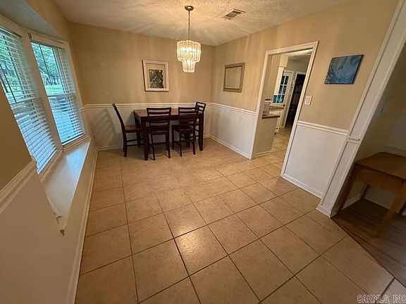 3rd image of 117 Shadow Oaks Dr