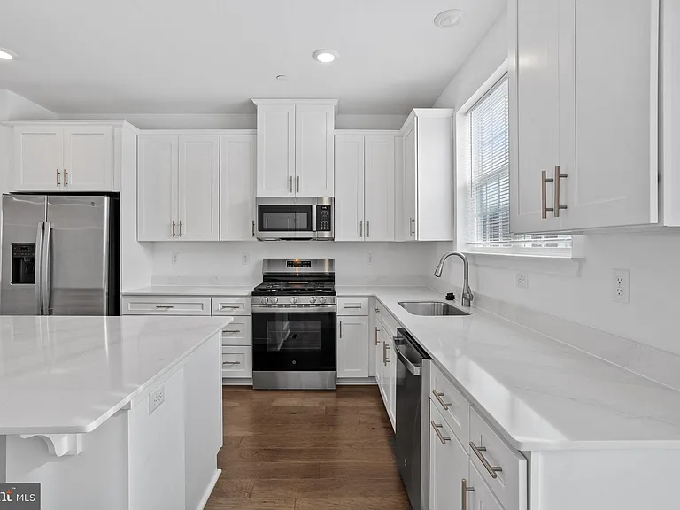 137 Ada Hightower Ave — Photo 18