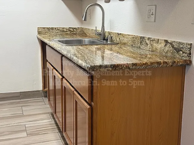 3919 N Ryde Ave #3919 — Photo 9