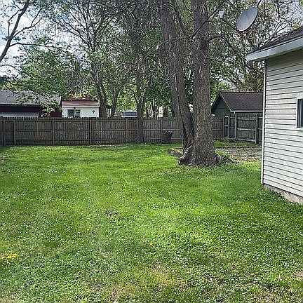 2nd image of 508 Johnson St