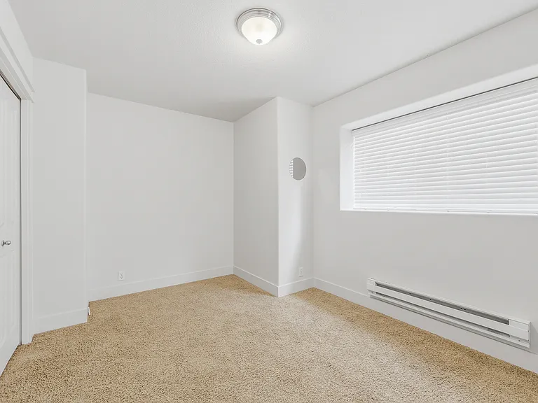 10565 NE Avery Way — Photo 15