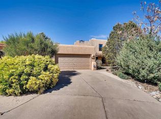 2316 Las Casitas, Santa Fe, NM 87507