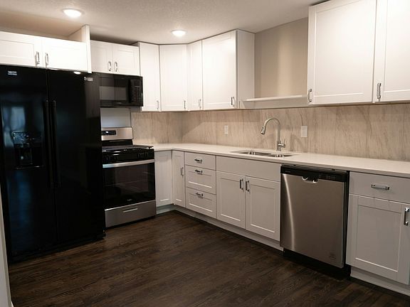 5th image of 916 Grove St #B