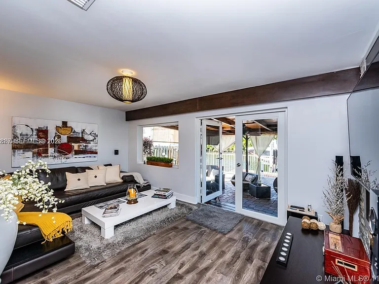 2713 Sherman St — Photo 25