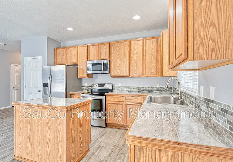 4194 SE Maya Ct — Photo 8