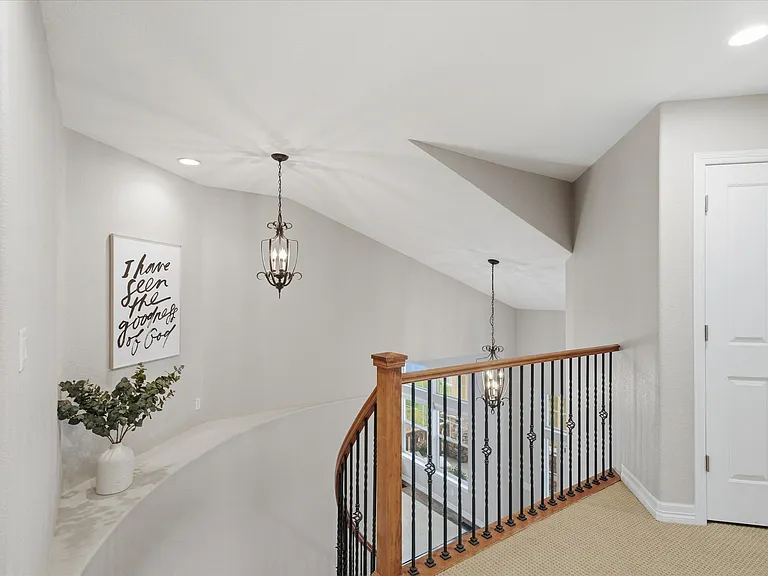 2212 Ridgetrail Dr — Photo 22