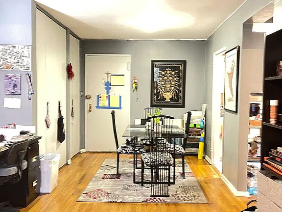 2nd image of 142-05 Roosevelt Ave #538