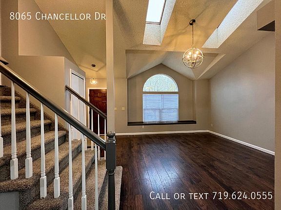 5th image of 8065 Chancellor Dr