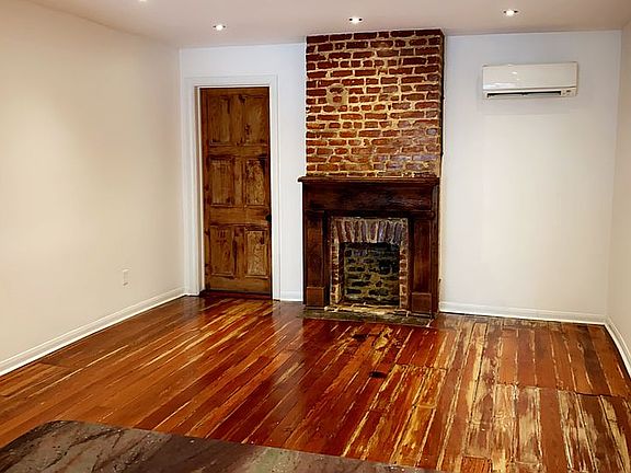 5th image of 3025 Laurel St