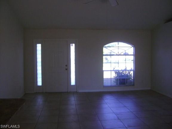 3rd image of 41 NE 9th Ave