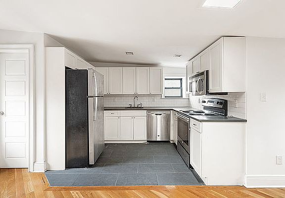 2nd image of 80 Saint Marks Ave APT 5B