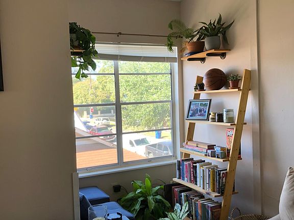 Reading nook area off living room