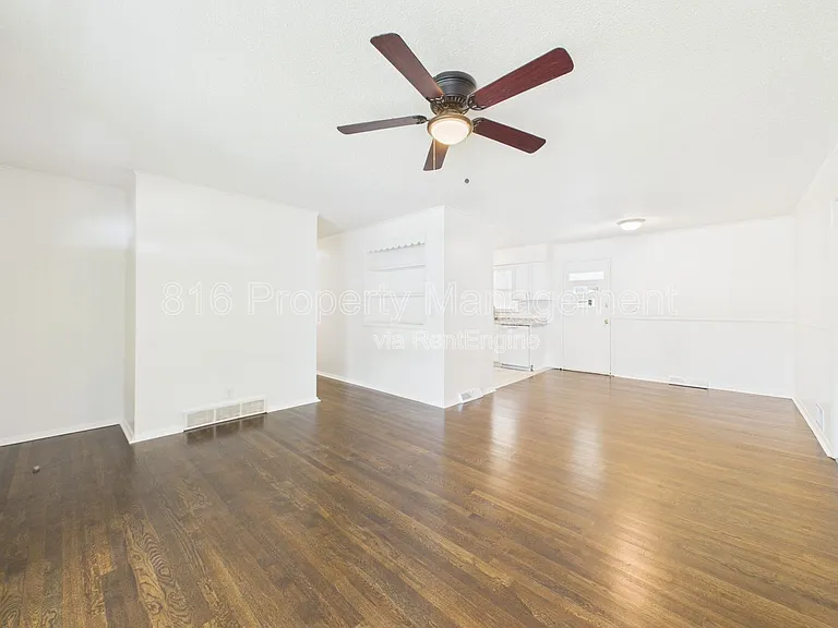 4206 Vineyard Rd — Photo 3