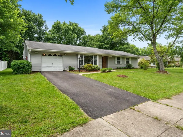 1918 Michael Rd, Waldorf, MD 20601