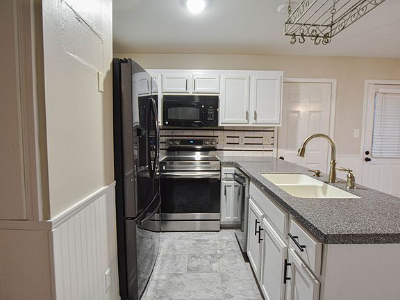5th image of 1396 Shady Hill Ct