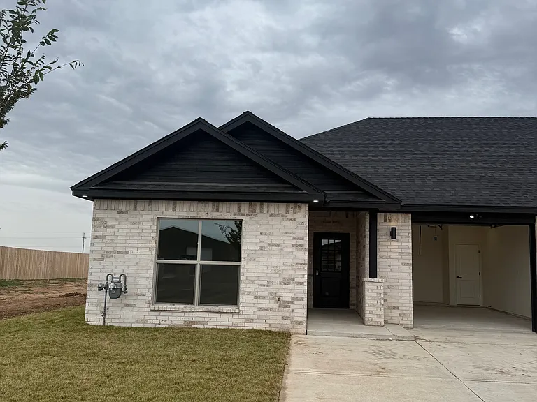 19101 Mid Country Blvd — Photo 11