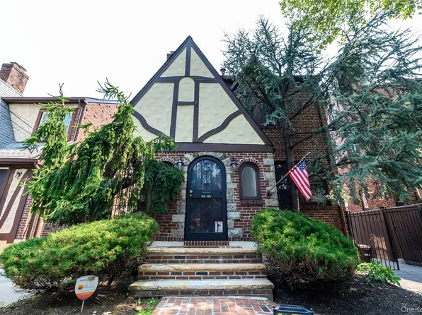 27-19 167 Street, Flushing, NY 11358