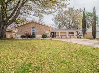 2636 Trinity St, Irving, TX 75062