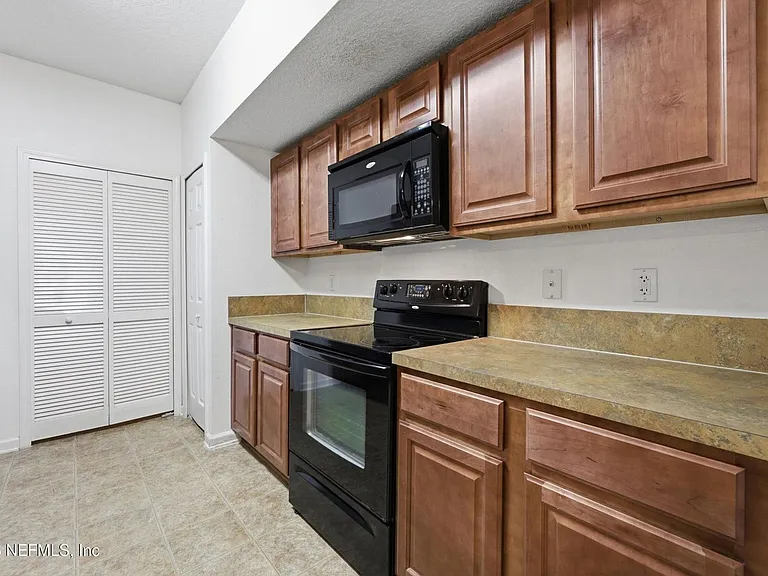3680 Kirkpatrick Cir #4 — Photo 13