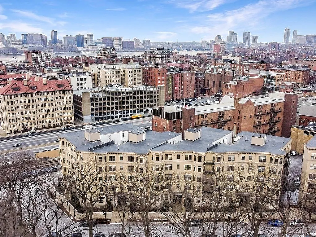 Building Photo - 56 Charlesgate E #146