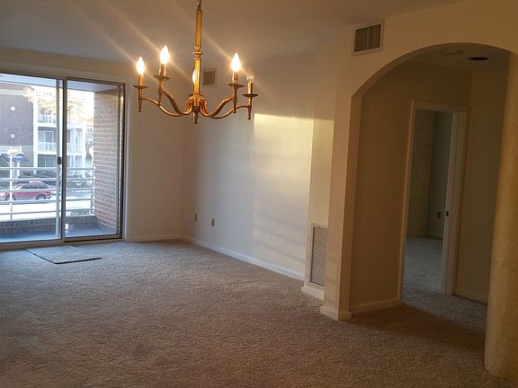Dining/Living room/Balcony