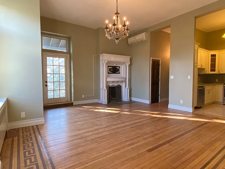155 Beacon Hill Dr #3 — Photo 8
