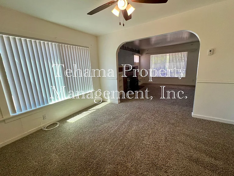 13650 Saint Marys Ave — Photo 4