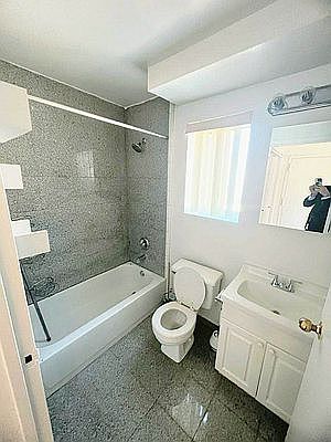 5th image of 70-64 Yellowstone Blvd APT 2B