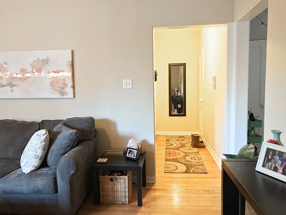 4th image of 411 Beloit Ave #3R