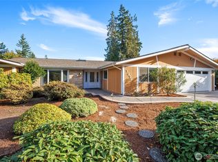1672 185th Ave NE, Bellevue, WA