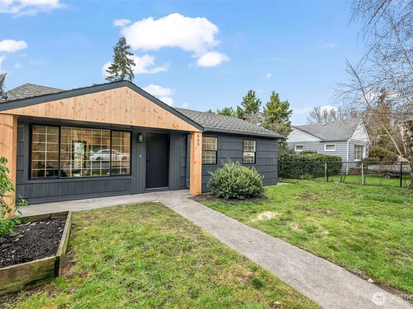 605 Clark Avenue N, Kent, WA 98030