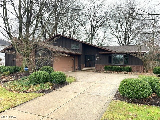 1st image of 27641 Bryandale Dr