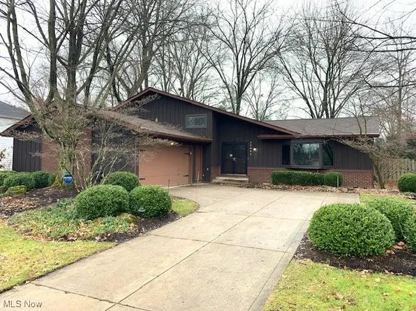 27641 Bryandale Dr, Westlake, OH 44145