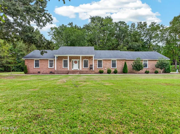 154 NW Bridge Road, Jacksonville, NC 28540