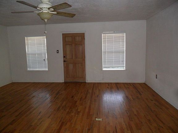4th image of 1310 Forrester Ave NW