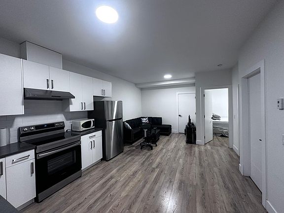 4th image of 2754 Montana Pl #Basement