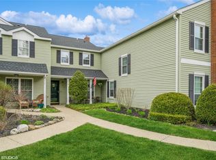 216 Homestead Village Dr, Warwick, NY 10990