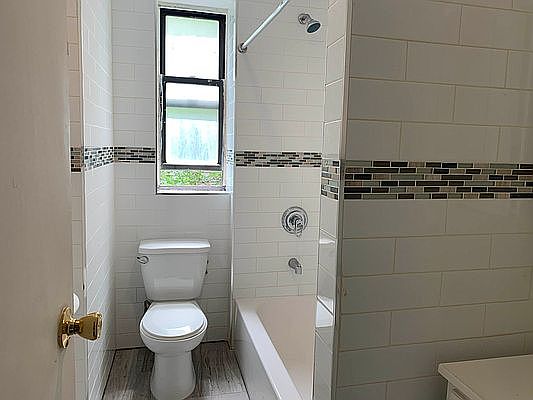 5th image of 686 E 234th St APT A7