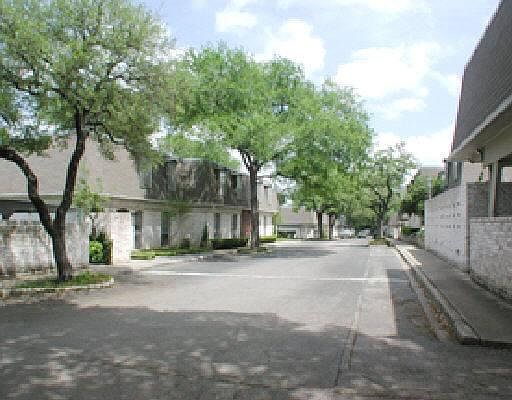 1st image of 1045 SHOOK AVE #128